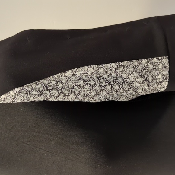 CAbi Abbott Black Peplum Jacket Style #3027 NWOT - Picture 5 of 8